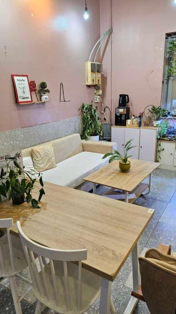 Khoi Hostel Хошимин Экстерьер фото