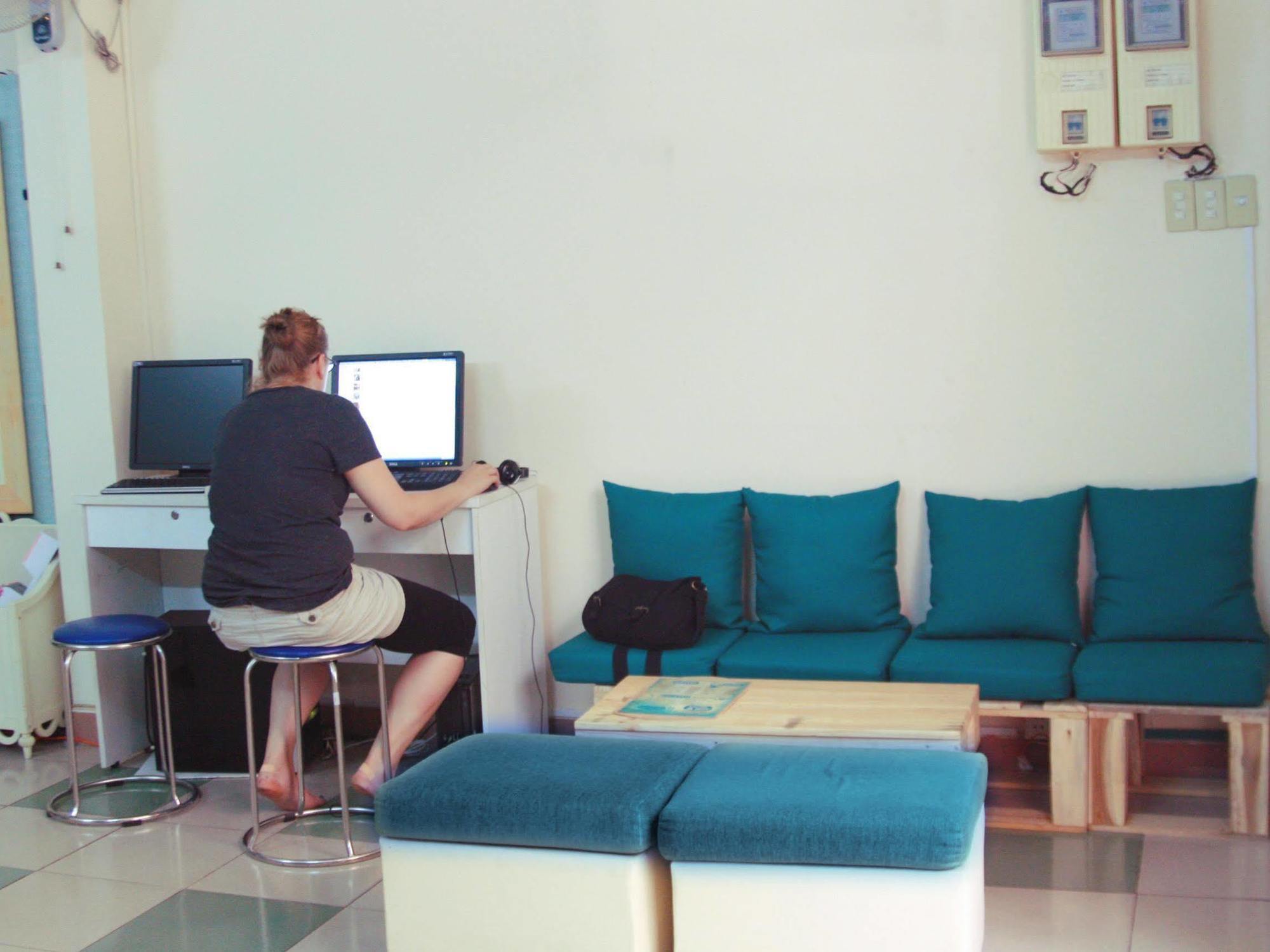 Khoi Hostel Хошимин Экстерьер фото