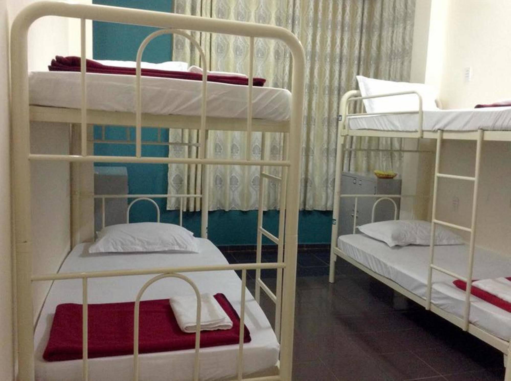 Khoi Hostel Хошимин Экстерьер фото